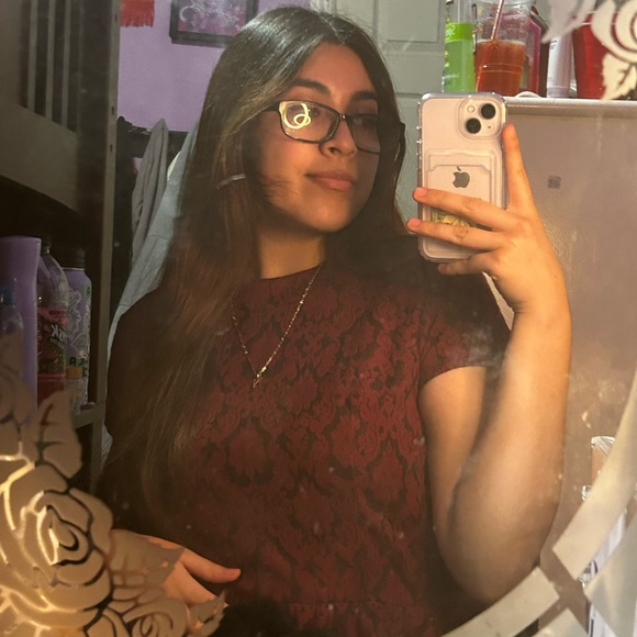 Meet your Posher, Natasha - Picture 1 of 1